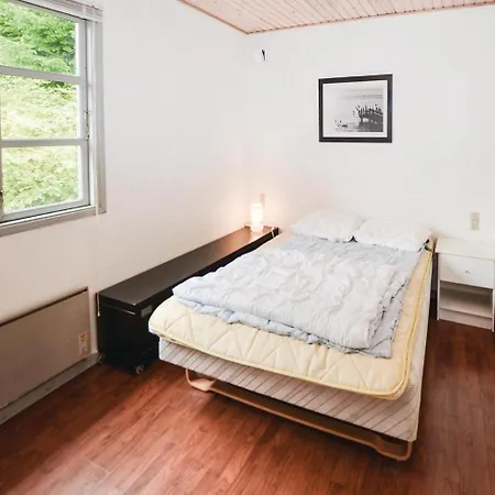 펜션 Three-bedroom Holiday In *